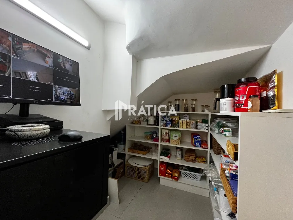Casa mobiliada com 4 dormitórios e 5 banheiros — photo 21
