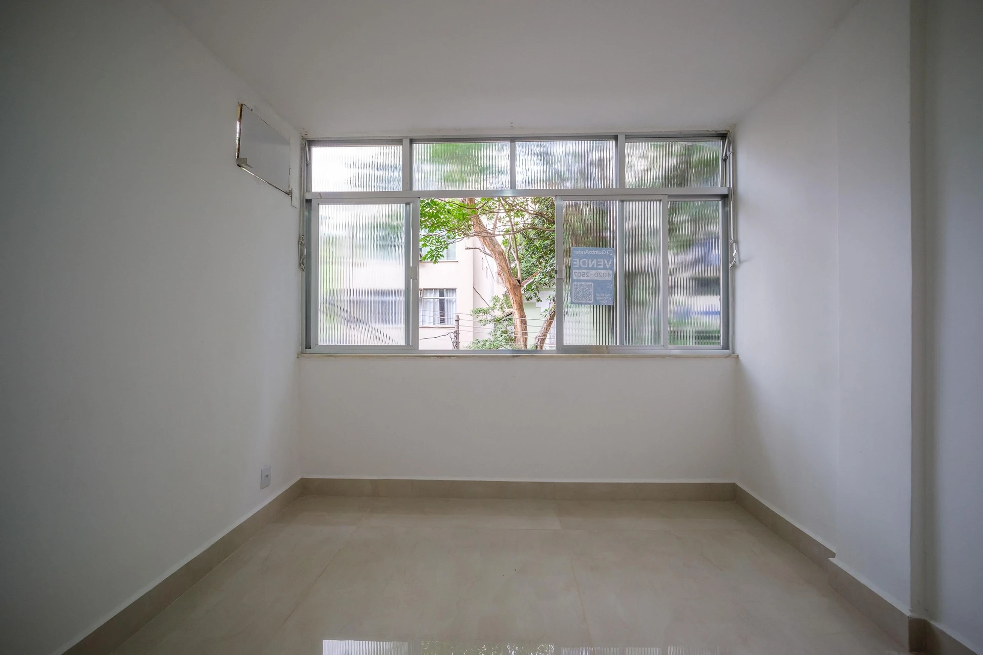 2-bedroom apartment with 1 parking space and private garden — photo 14