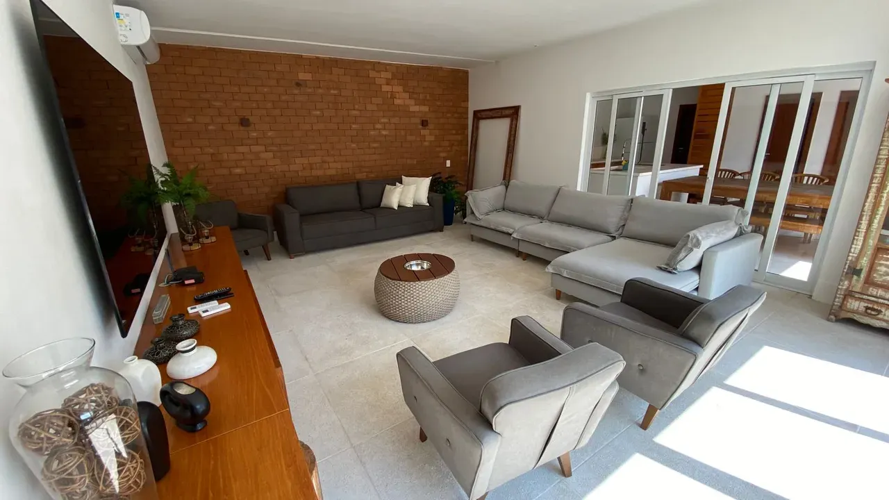 500 m² house with 4 bedrooms and a terrace — photo 36