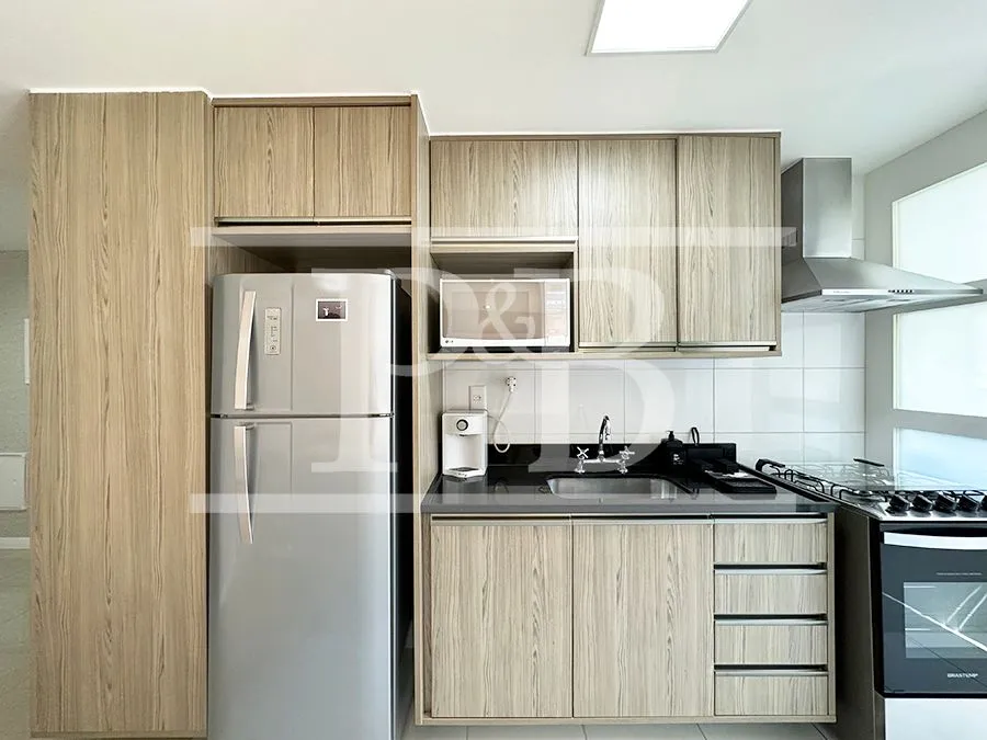 Furnished 2-bedroom apartment with 90 m² and parking — photo 39