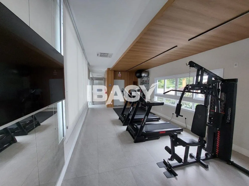 Furnished 133 m² apartment with 3 en-suite bedrooms — photo 17