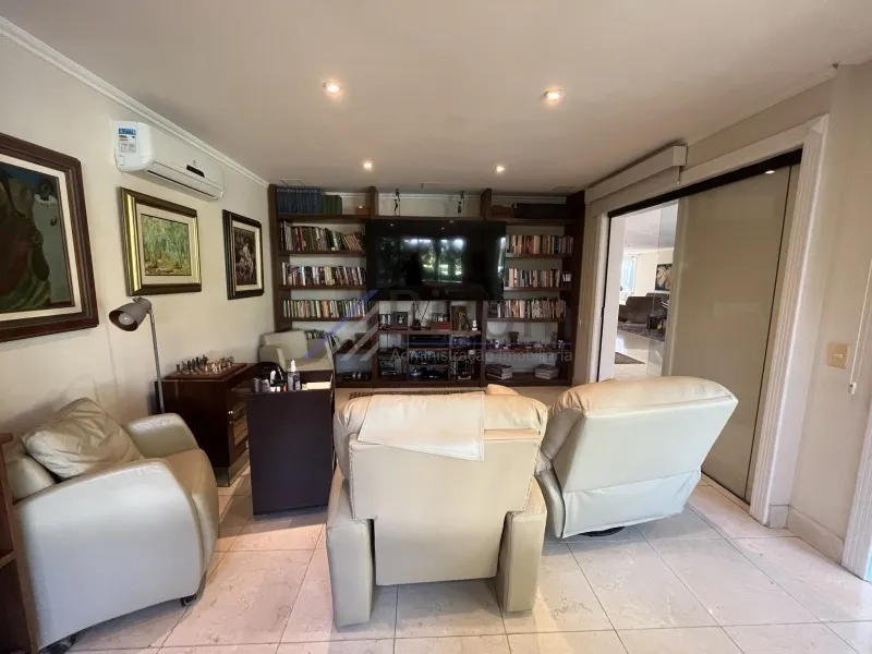 Rental house with 4 en-suite bedrooms and 4 parking spots — photo 49