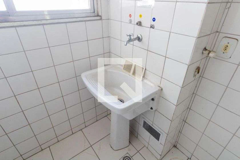Apartamento de 2 quartos com varanda e vaga — photo 11