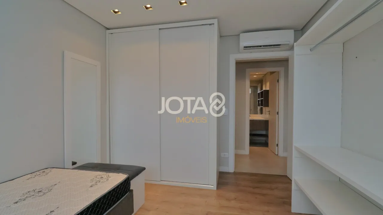 2-bedroom apartment with balcony and private BBQ — photo 17