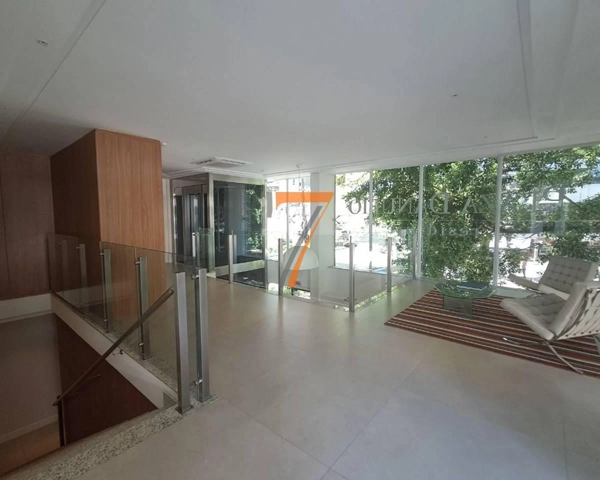 Apartamento de 4 dormitorios con 253 m² y 3 plazas — photo 37