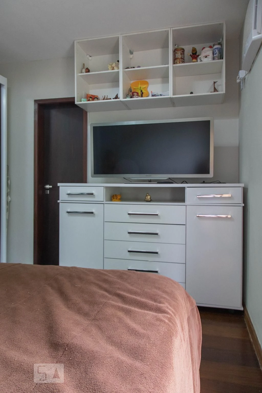 Apartamento mobiliado com 4 dormitórios e suíte — photo 25