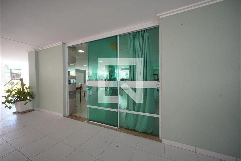Apartment, 205 m², with a glass-enclosed balcony — photo 18