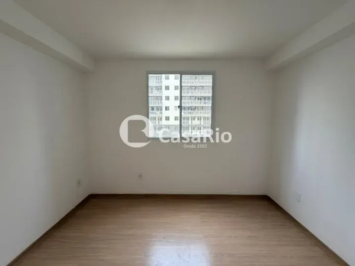 2-bedroom apartment in a building with a gym — photo 7