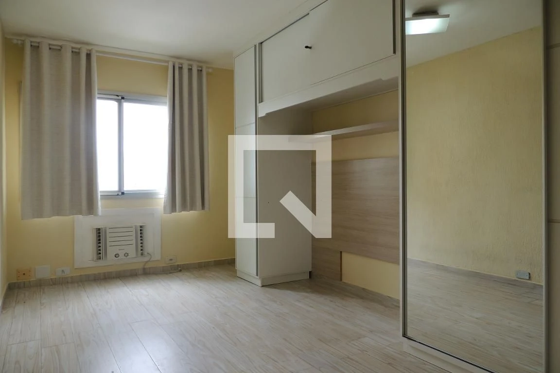 Панорамні вікна та 2 спальні: квартира 73 м²
