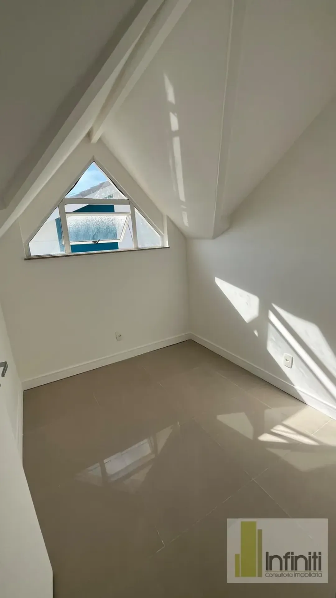 4 quartos e churrasqueira privativa: casa de 350 m² — photo 13