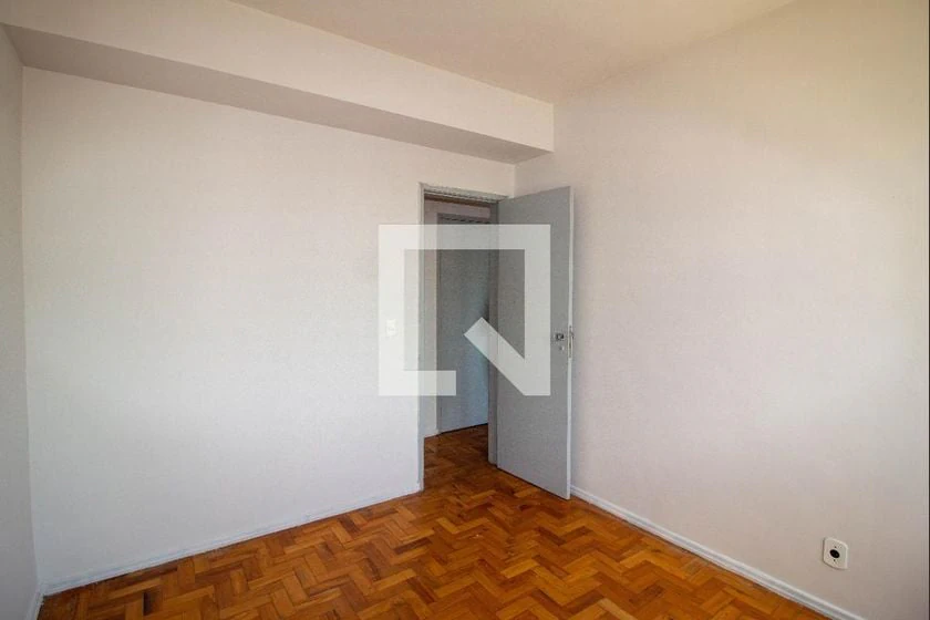 Apartment, 85 m², with wood or laminate floors — photo 10
