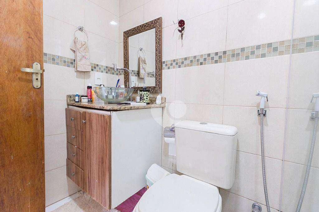 Furnished triplex house with 4 bedrooms and 370 m² — photo 14