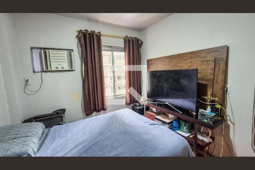 One-bedroom apartment with a washing machine — photo 10