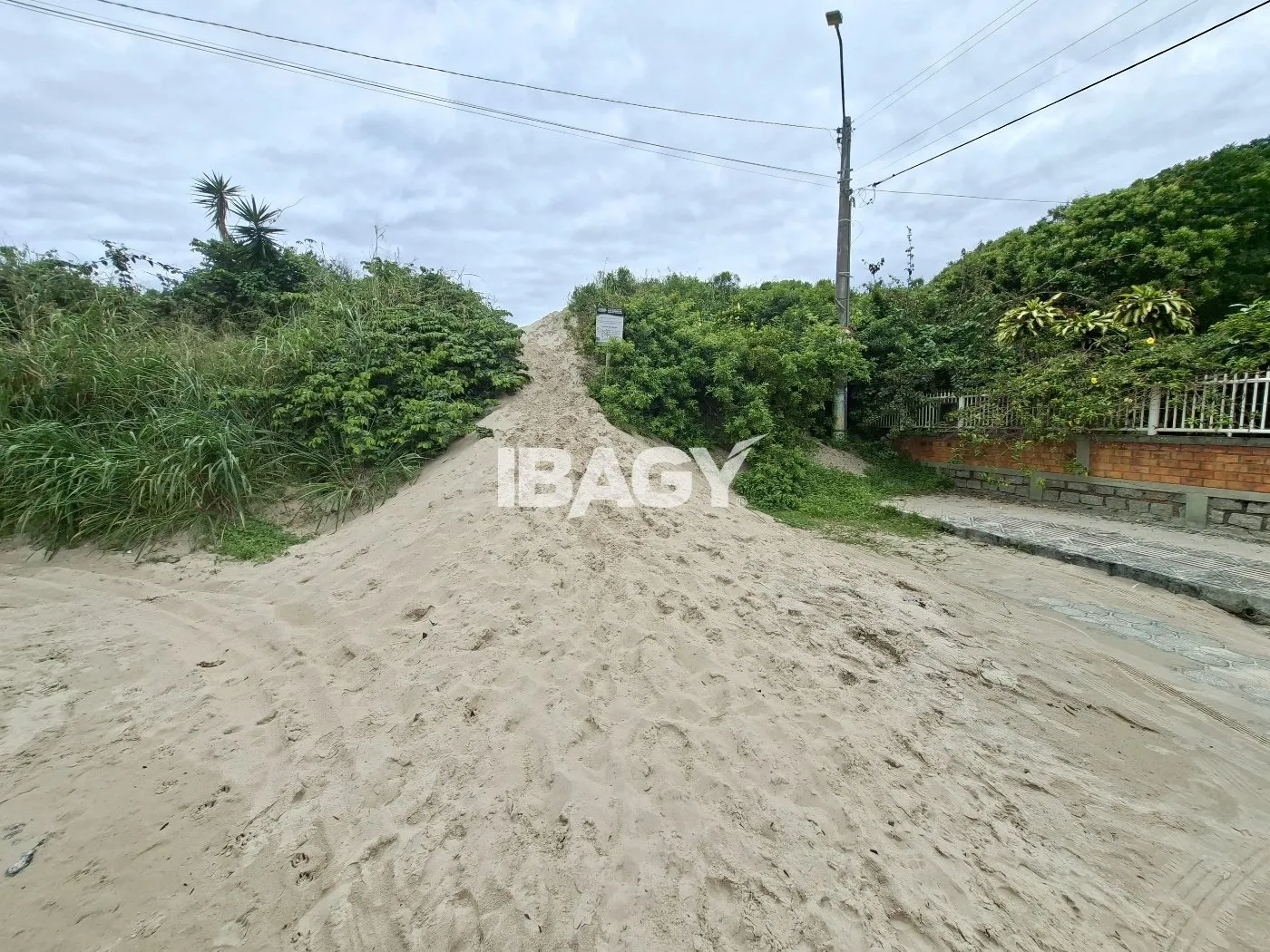4-bedroom house with a water view in Florianópolis — photo 40