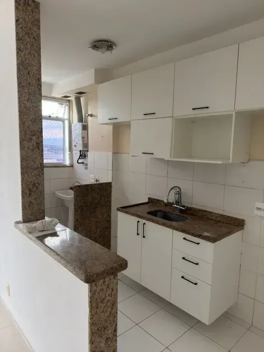 2-bedroom apartment with balcony and 1 parking space — photo 2