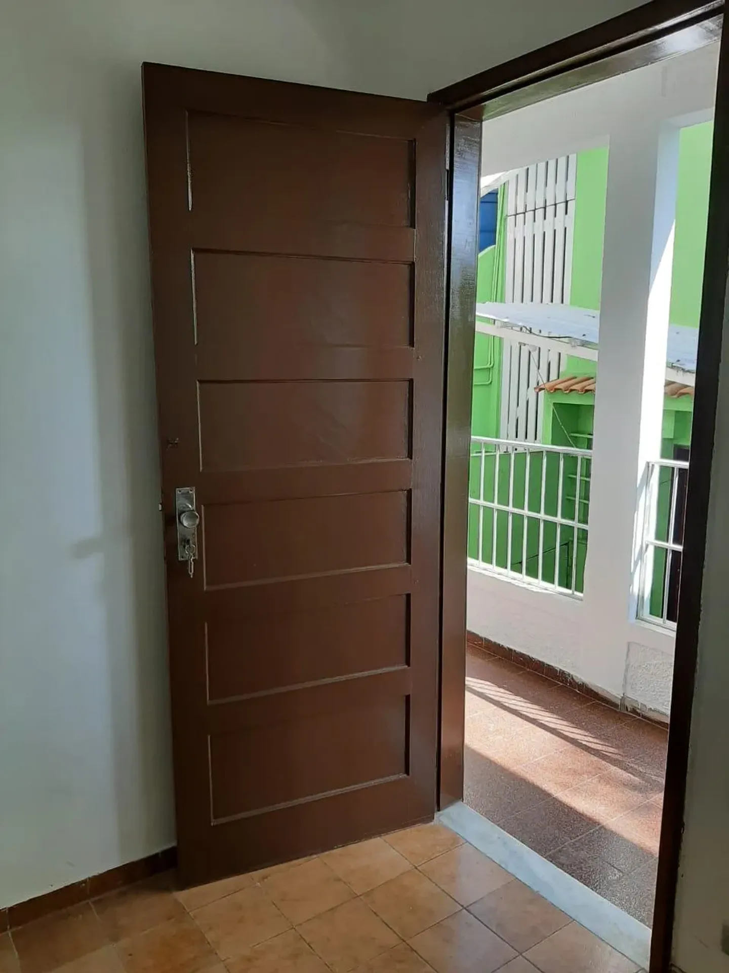 Apartamento no 2º andar com máquina de lavar — photo 13