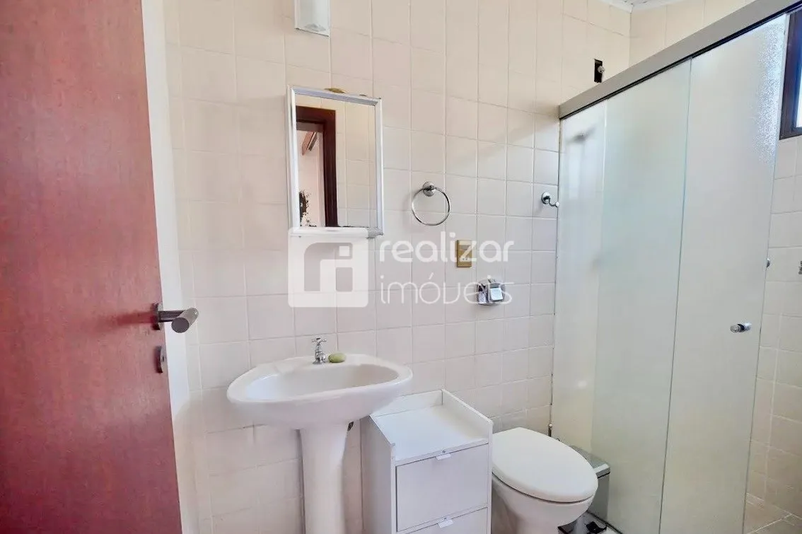 Apartamento de 3 dormitorios con balcón y 100 m² — photo 21