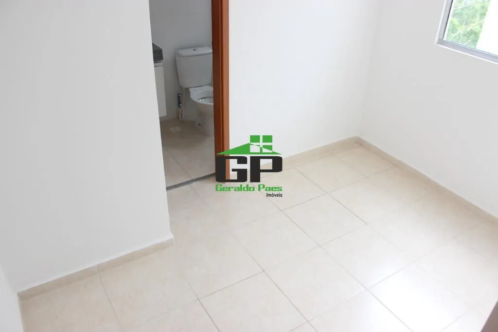 Unfurnished 2-bedroom apartment with open-plan kitchen — photo 14