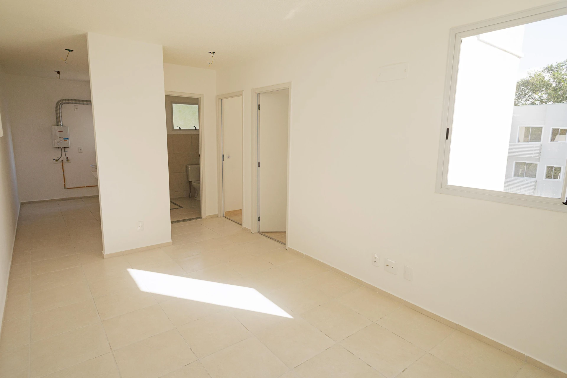 Apartment for rent with 2 bedrooms and a condo pool — photo 23