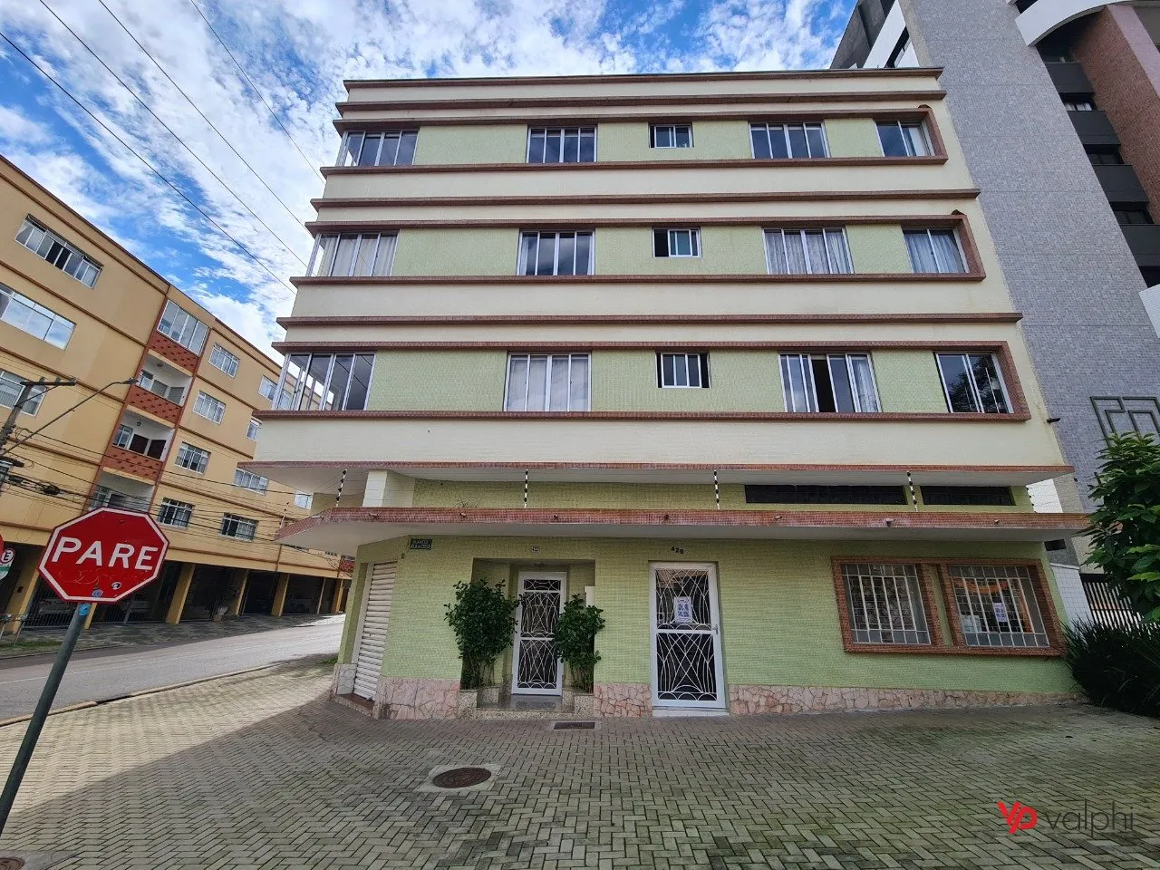 Unfurnished 3-bedroom apartment with 114 m²