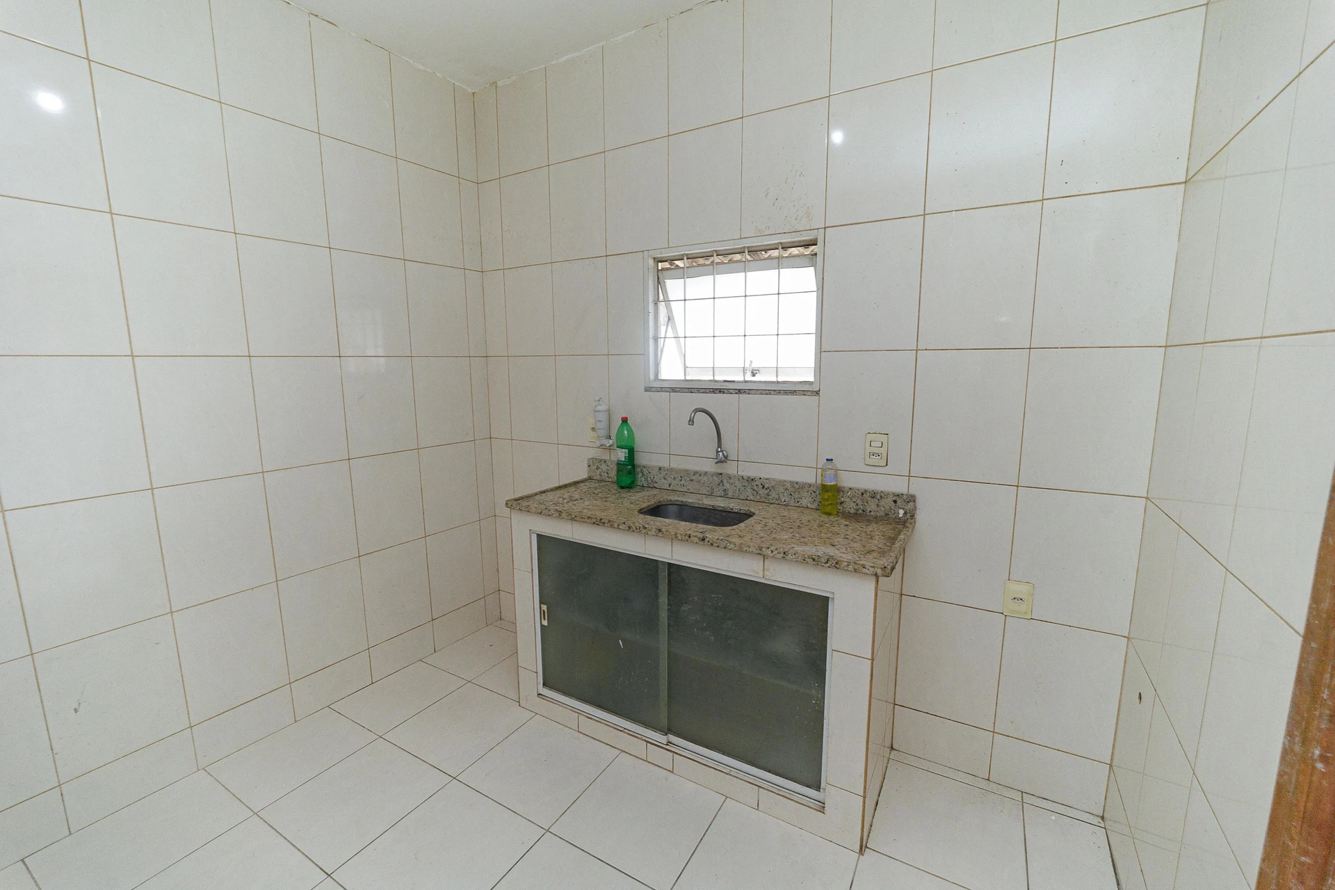 Casa de 80 m² com jardim e closet — photo 22