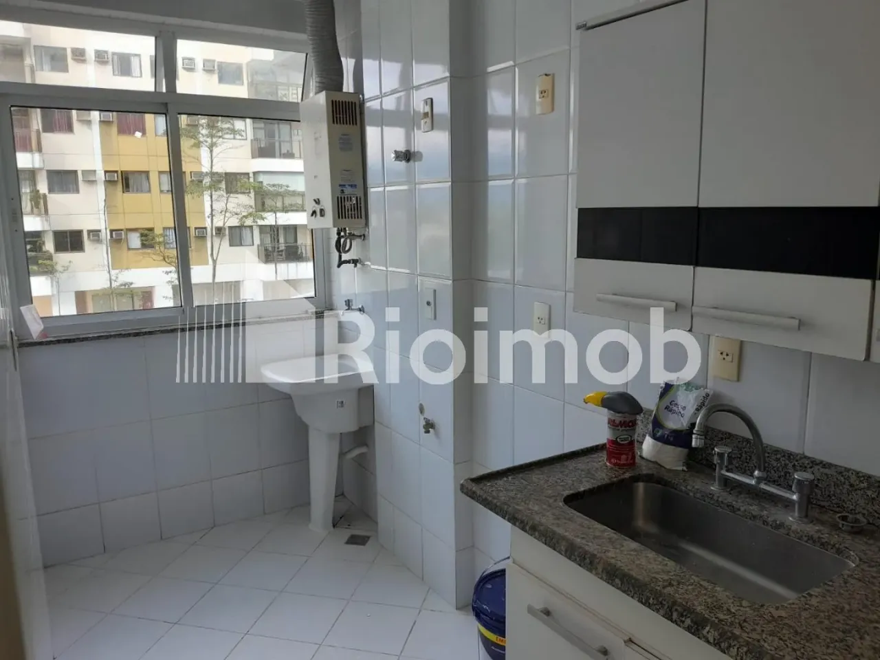 2-bedroom apartment with 2 bathrooms and 1 parking spot — photo 2