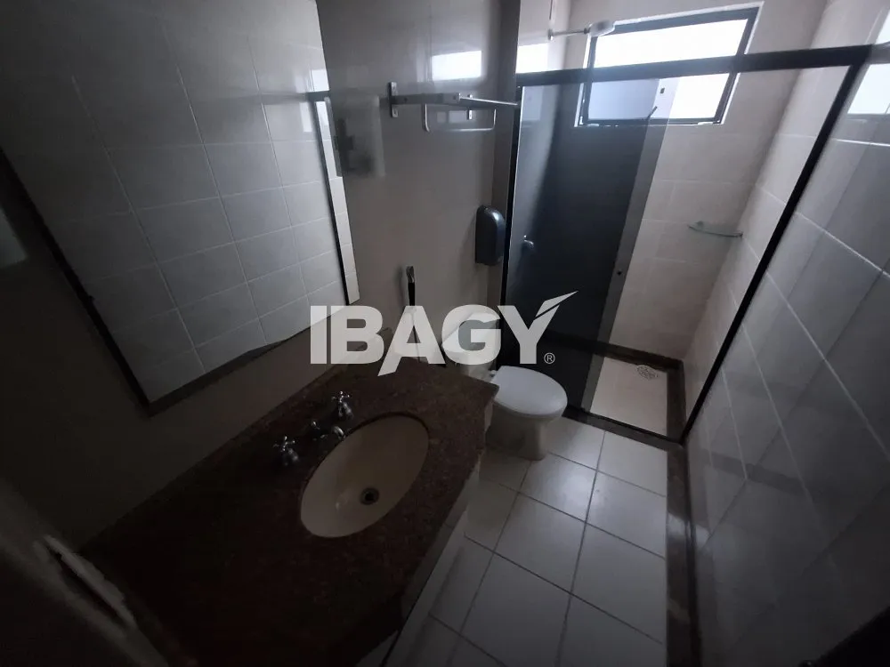 Apartamento de 1 dormitorio con cocina abierta 70 m² — photo 6