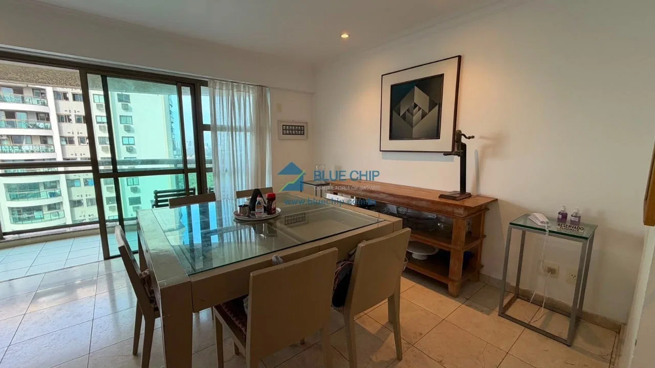 Furnished 3-bedroom apartment with enclosed balcony — photo 11