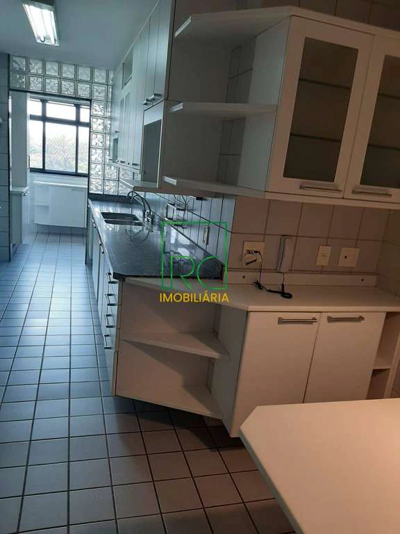 Apartamento mobiliado de 4 quartos com cozinha fechada — photo 13