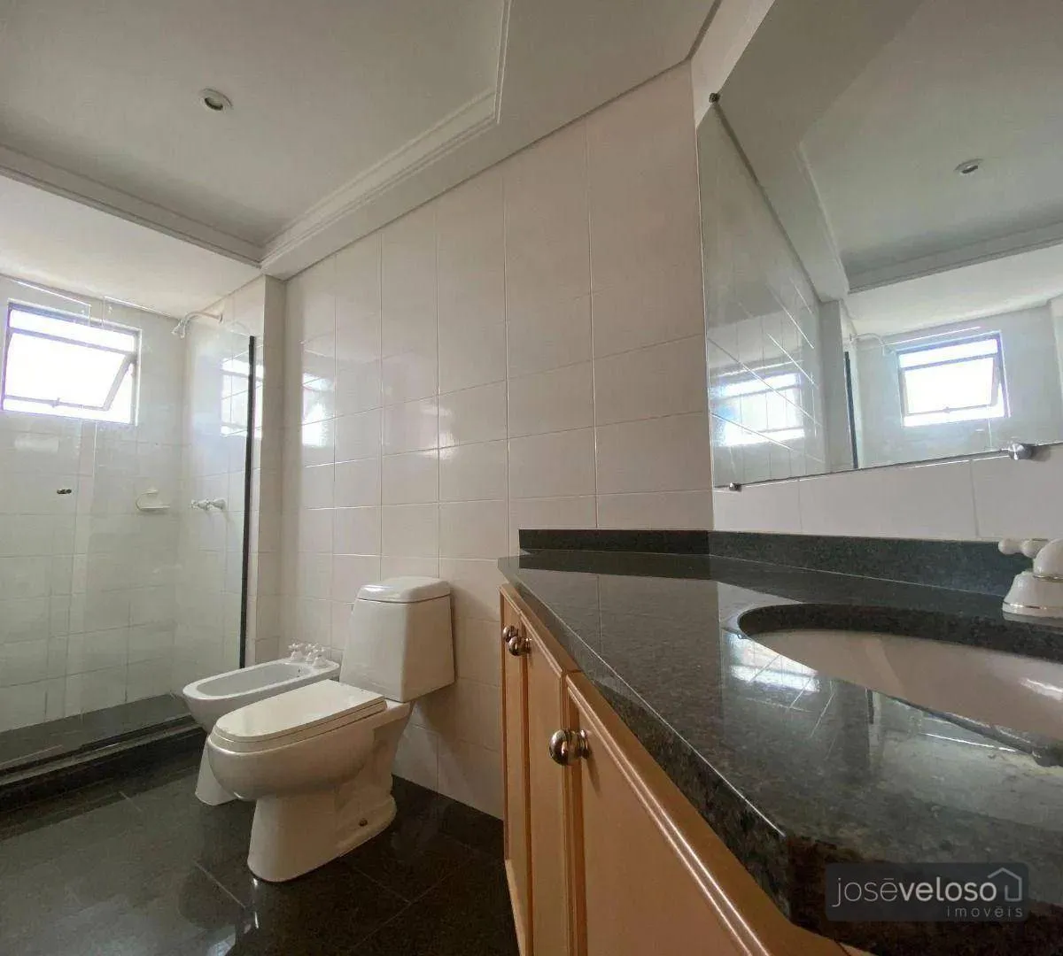 259 m² apartment with 4 bedrooms and private BBQ — photo 36