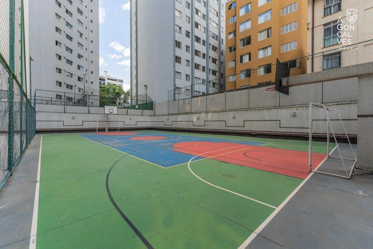 Робоче місце та 5 спалень: квартира 442 м² — photo 40