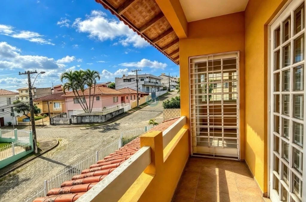4-bedroom house with a grill on the balcony in Florianópolis — photo 13