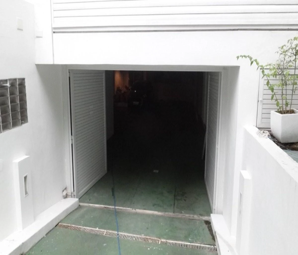 Furnished 500 m² house with 4 bedrooms and 5 parking spots — photo 49