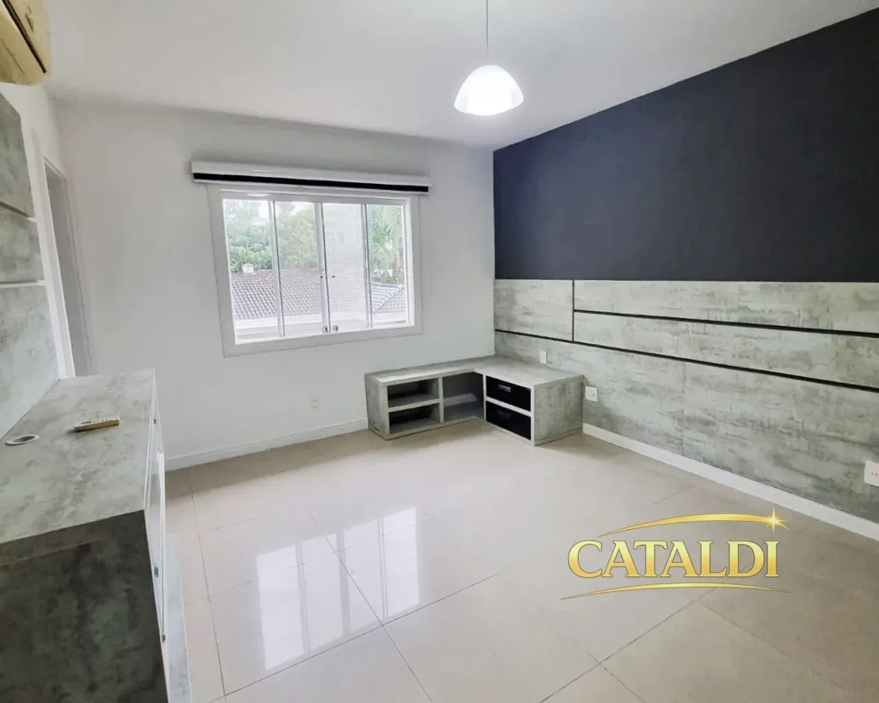 Furnished house, 400 m², with floor-to-ceiling windows — photo 25