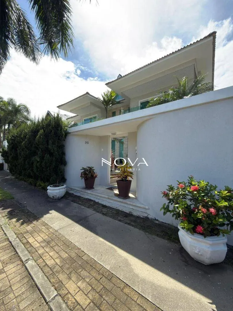 Furnished house with 9 bedrooms and an open kitchen — photo 25
