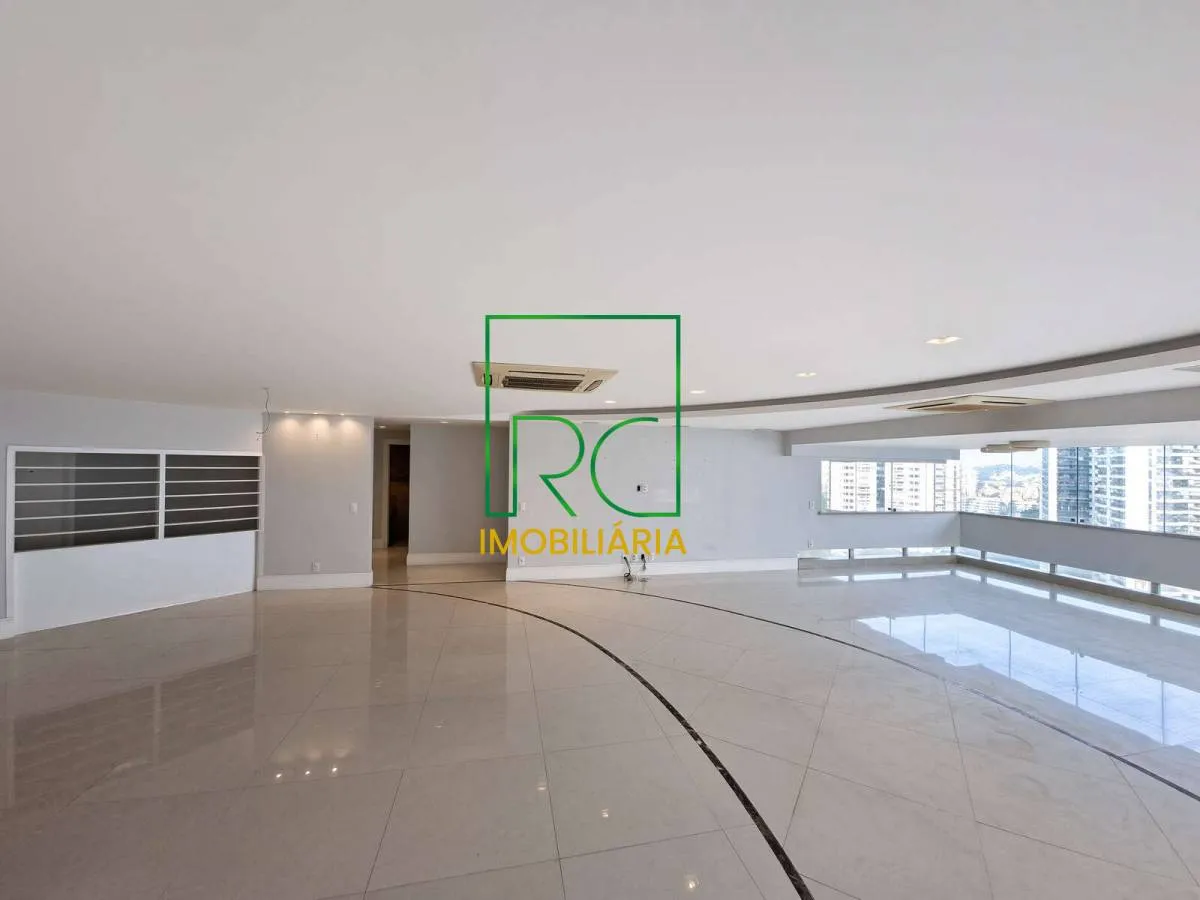 Apartamento de 300 m² com banheira e vista para a água — photo 7