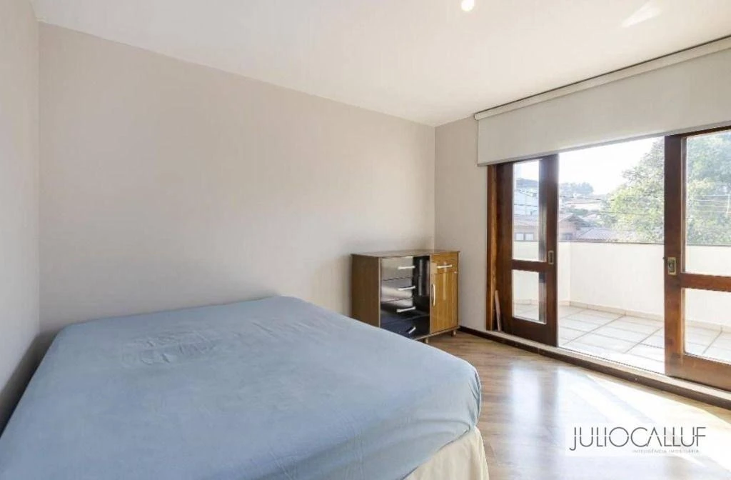 4-bedroom house with a washing machine in Curitiba — photo 8