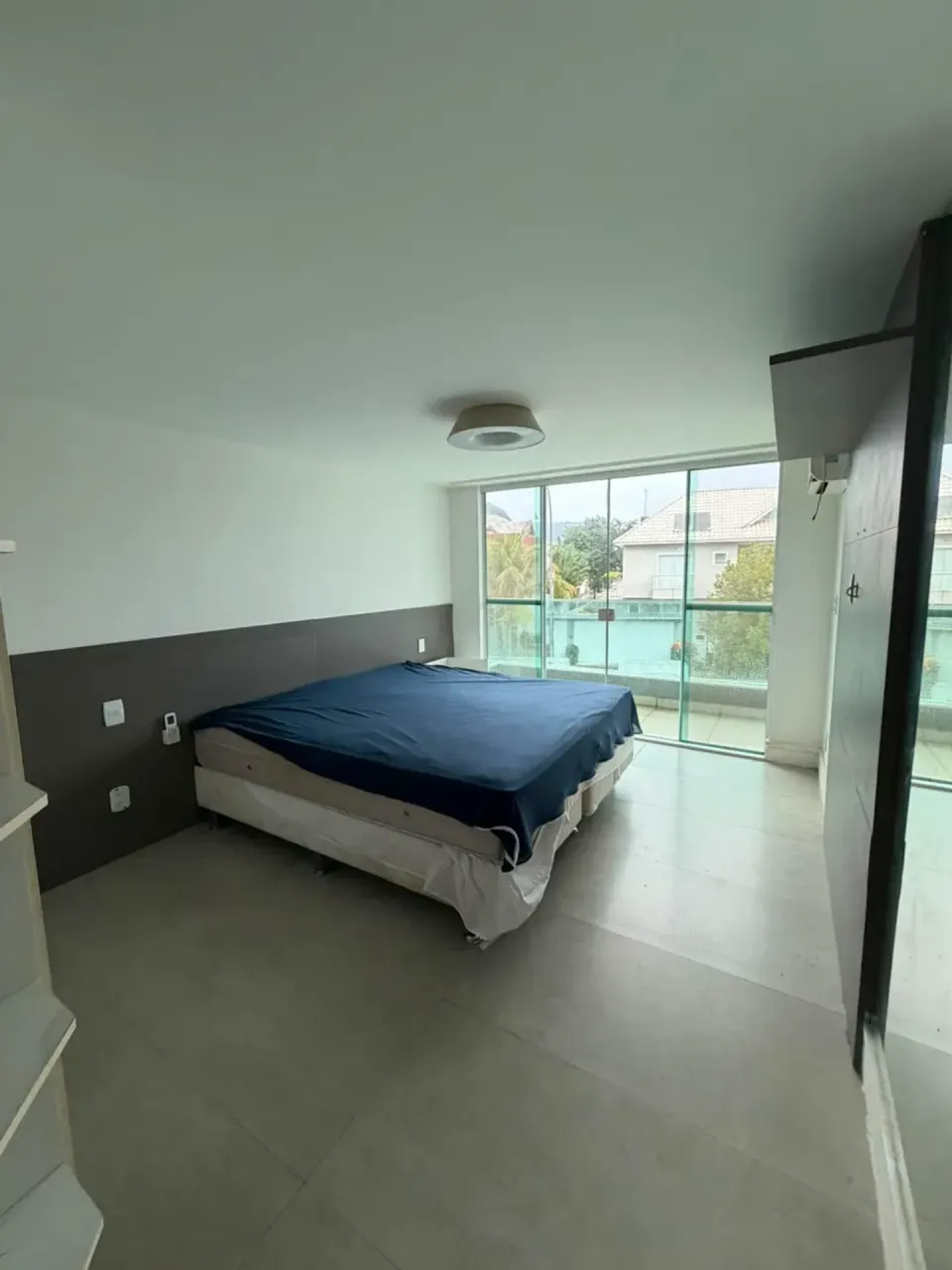 Rental house with 5 bedrooms and 5 bathrooms — photo 14