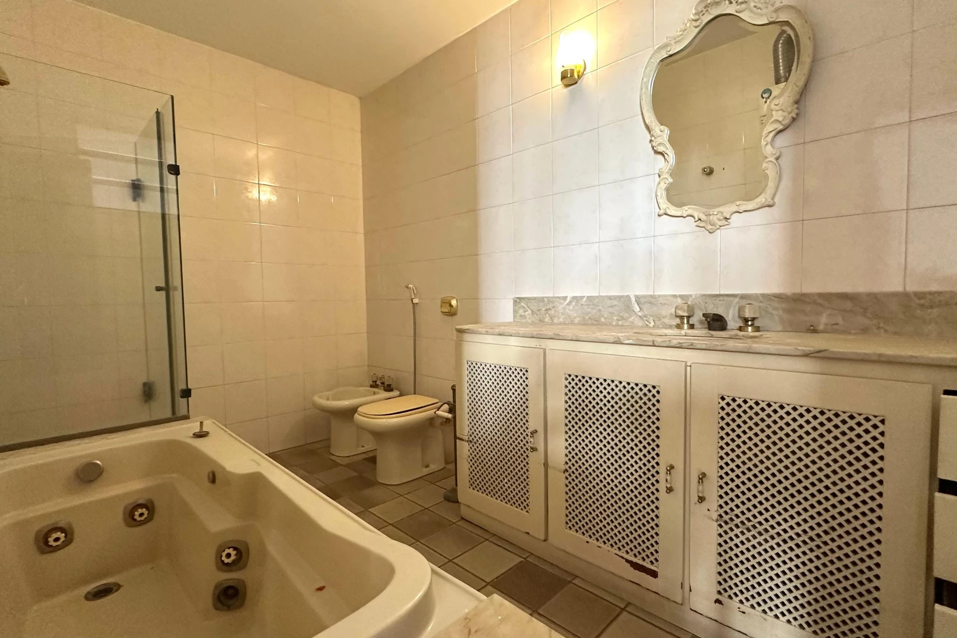 Квартира без меблів з 3 спальнями та 3 ванними кімнатами — photo 27