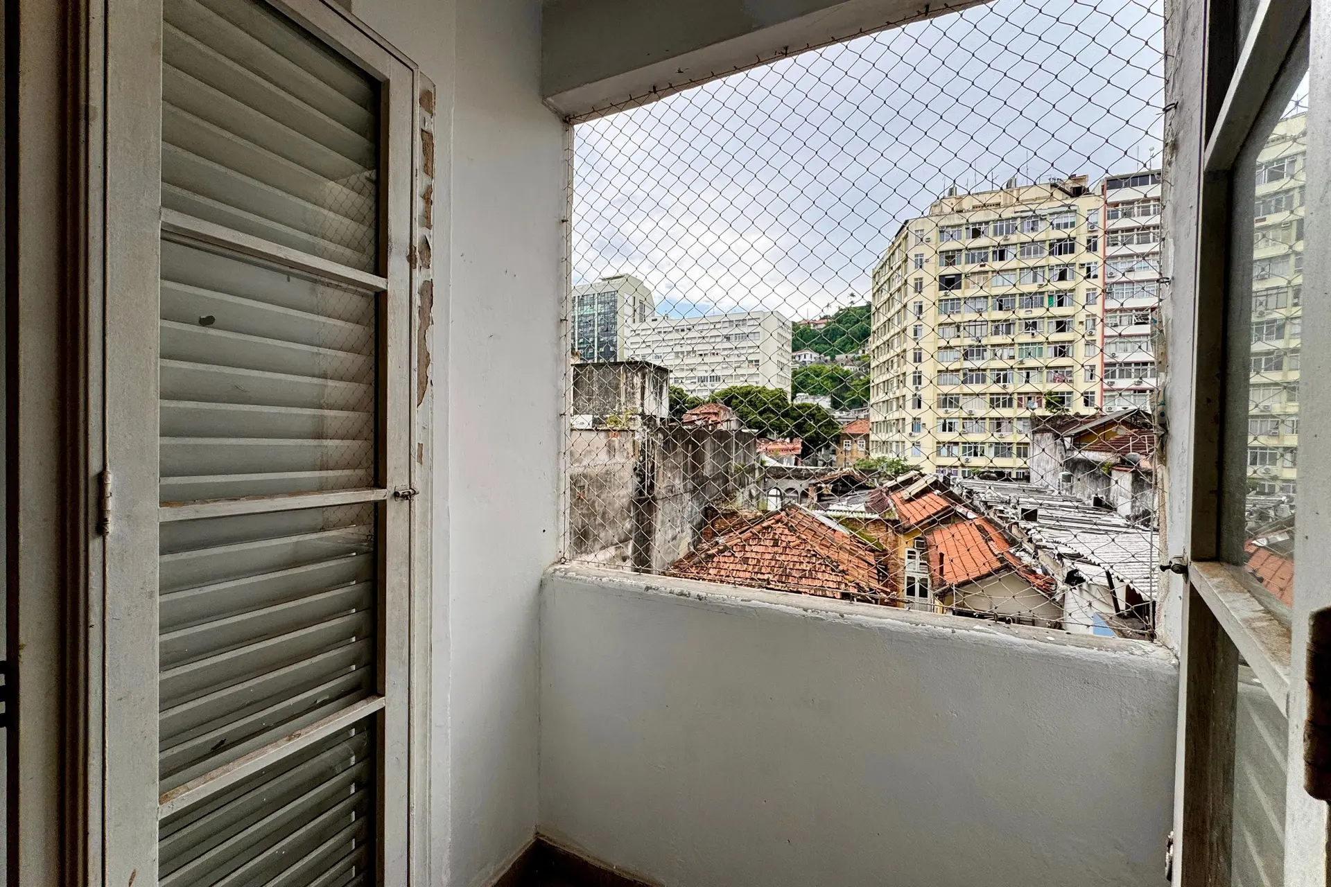 Apartamento de 1 quarto e 1 banheiro com fogão a gás — photo 4