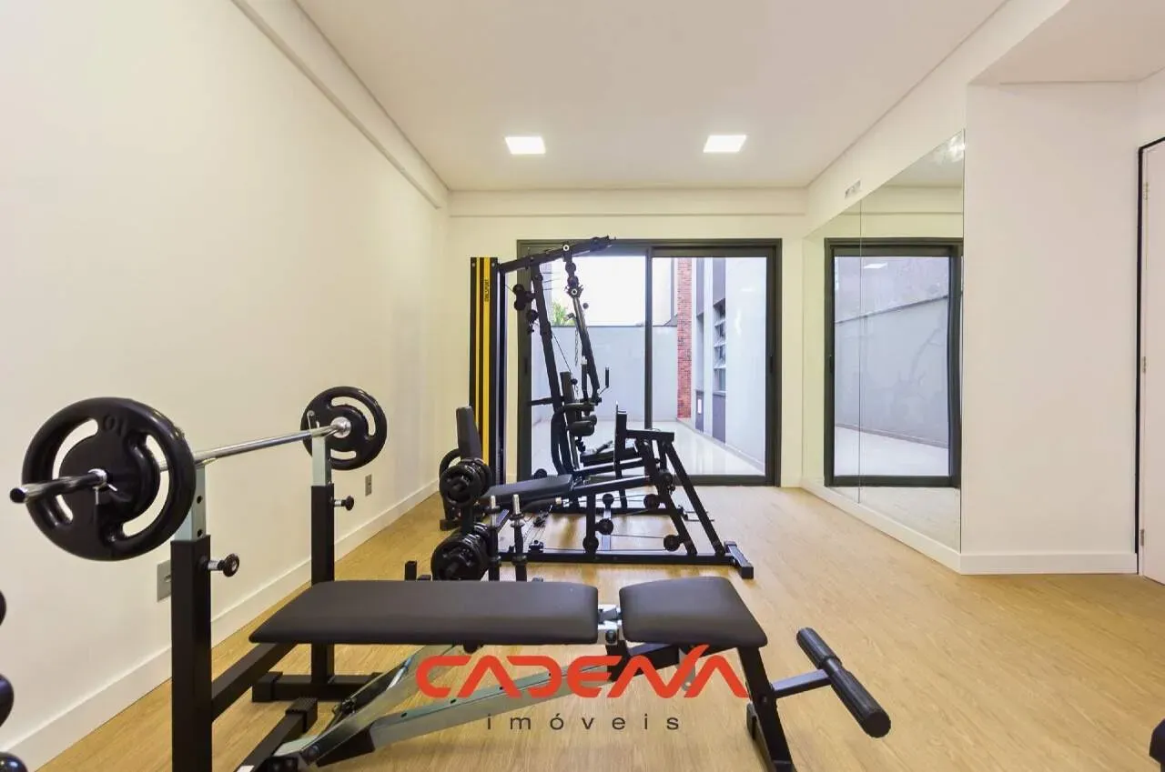 One-bedroom apartment in a building with a coworking space — photo 6