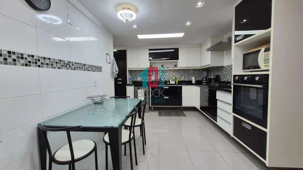 Cobertura duplex de 309 m² com churrasqueira privativa — photo 19