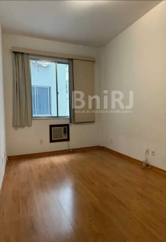 Unfurnished 3-bedroom apartment with 1 bathroom