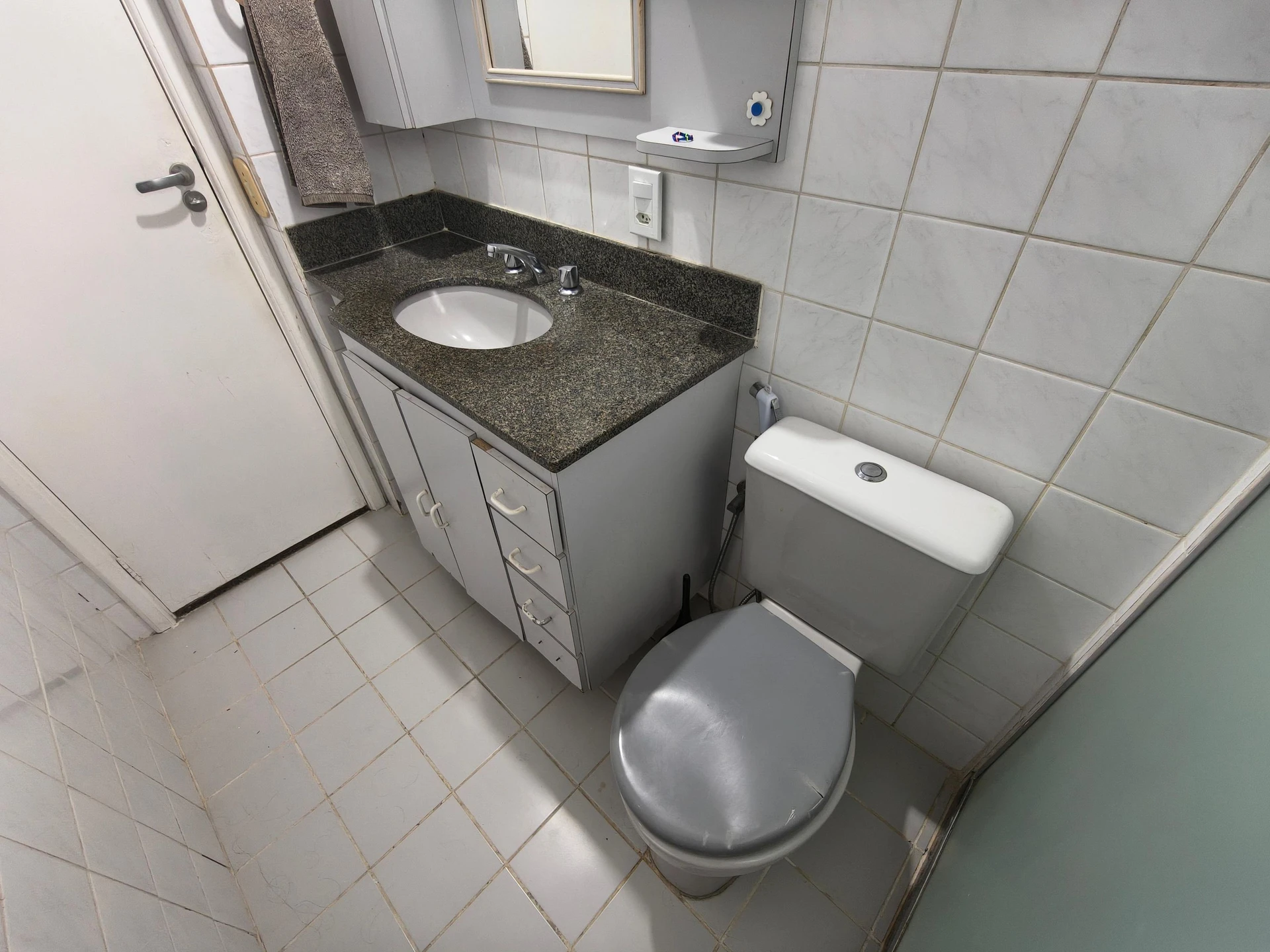Rental apartment with 2 bedrooms and 2 bathrooms — photo 30