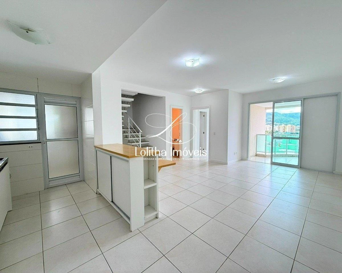 173 m² apartment with 3 en-suites and 4 parking spaces