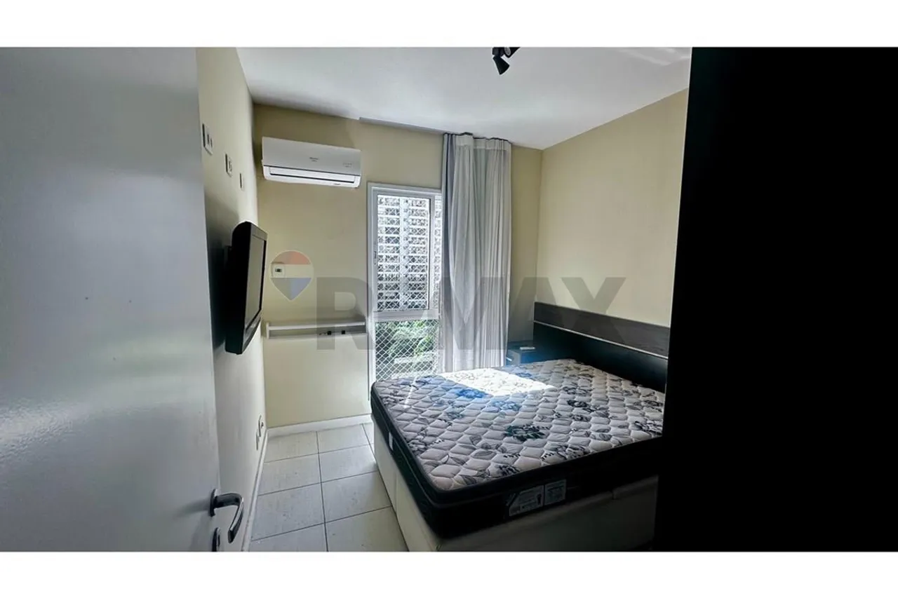 3-bedroom apartment with modern open-plan kitchen — photo 6