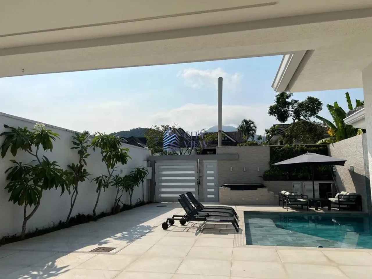 Casa triplex mobiliada com varanda, 3 suítes e 400 m² — photo 6
