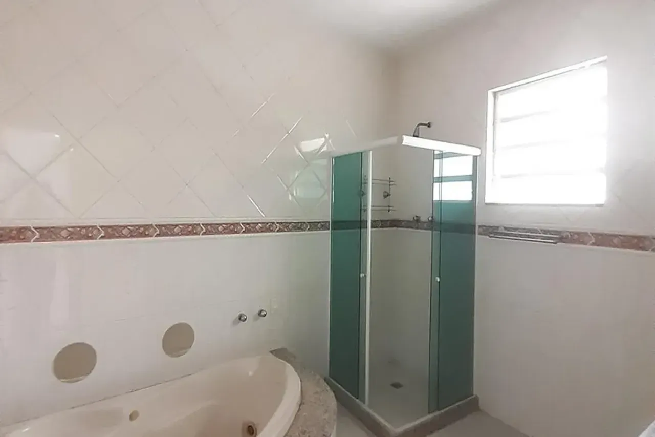 Triplex with 477 m², 5 bedrooms and 5 parking spaces — photo 47