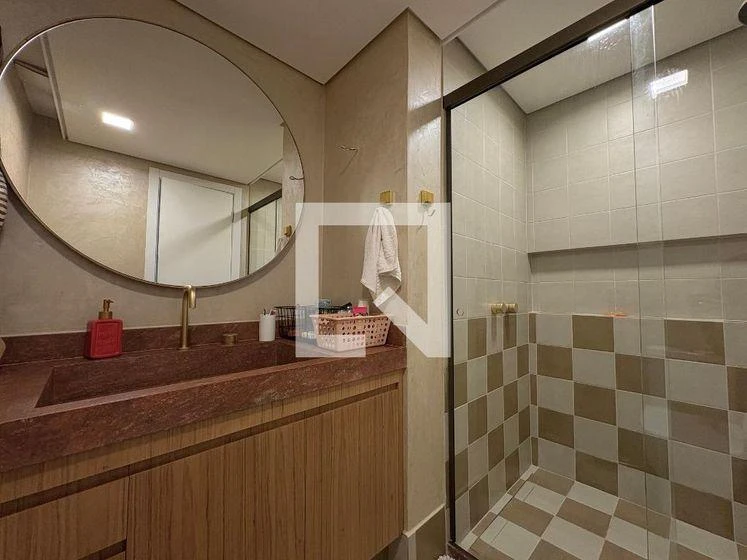2-bedroom apartment with a glass-enclosed balcony — photo 36