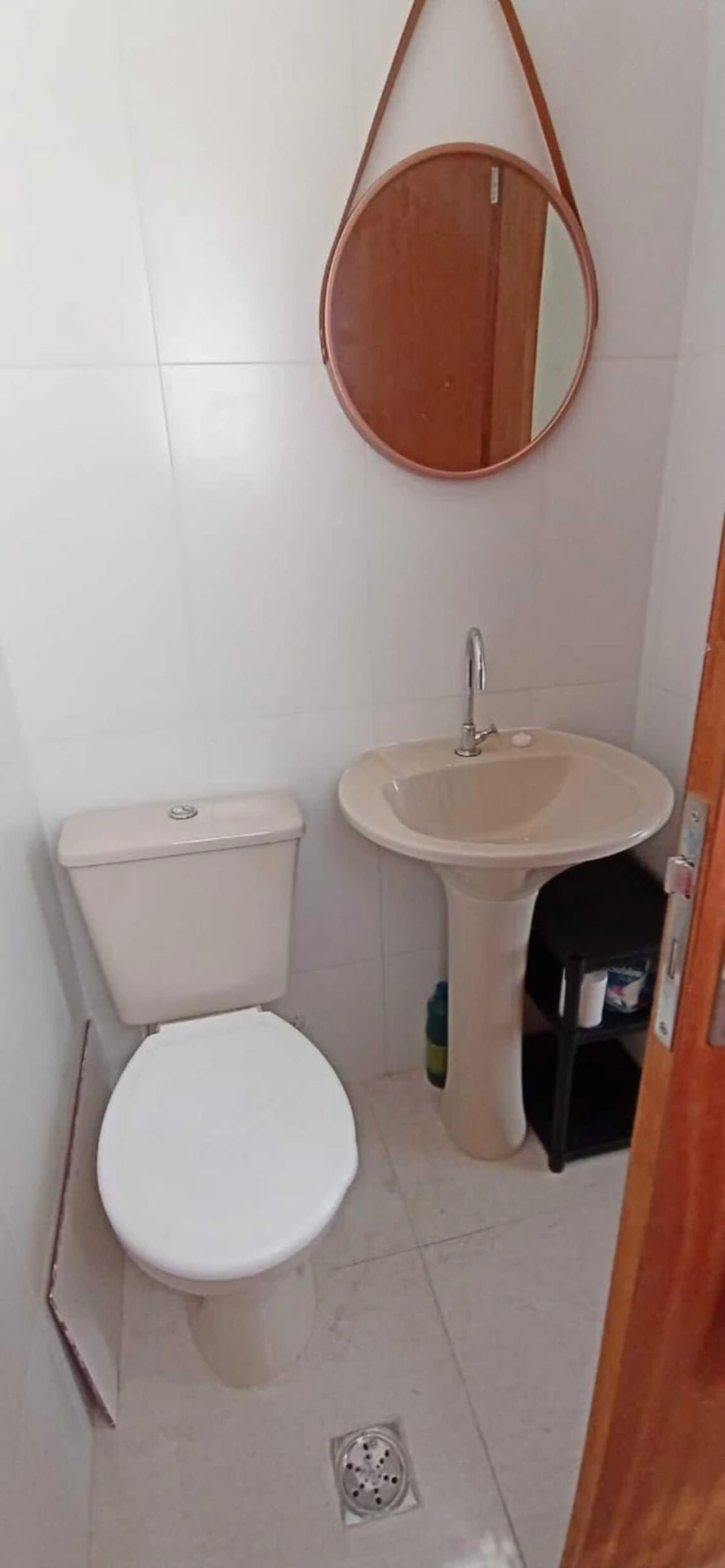 Furnished 1-bedroom apartment with pets allowed — photo 14